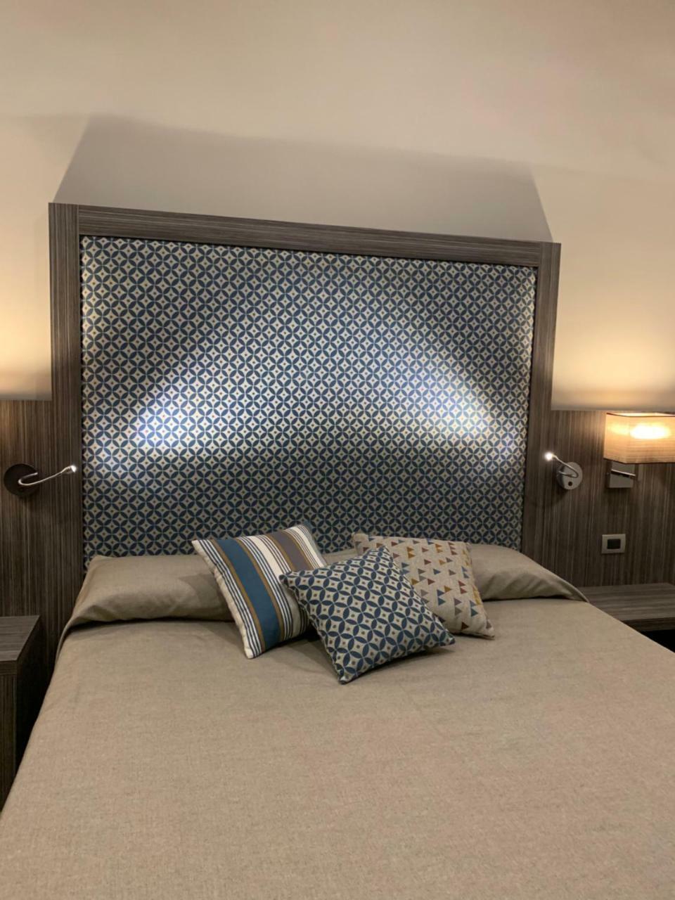 Hotel Ausonia Napoli Eksteriør bilde