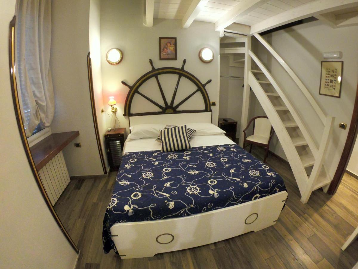 Hotel Ausonia Napoli Eksteriør bilde